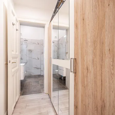 Infinite Impressions Apartment Budapest Exterior photo